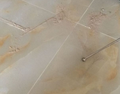 河西瓷砖空鼓维修公司分享粘合剂选择不当在瓷砖铺贴过程中可能导致以下问题